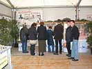 Besucher auf dem Stand Kreisverbnde Ostalb auf der Kontakta 2003 